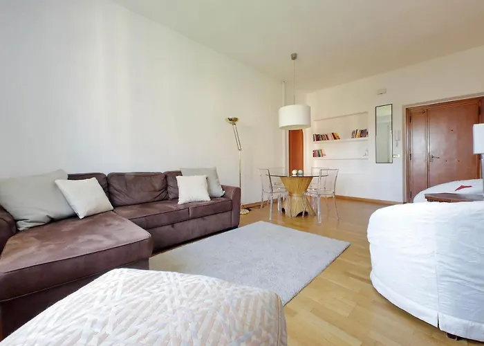 Ych-confortevole Vicino Ponte Milvio Roma