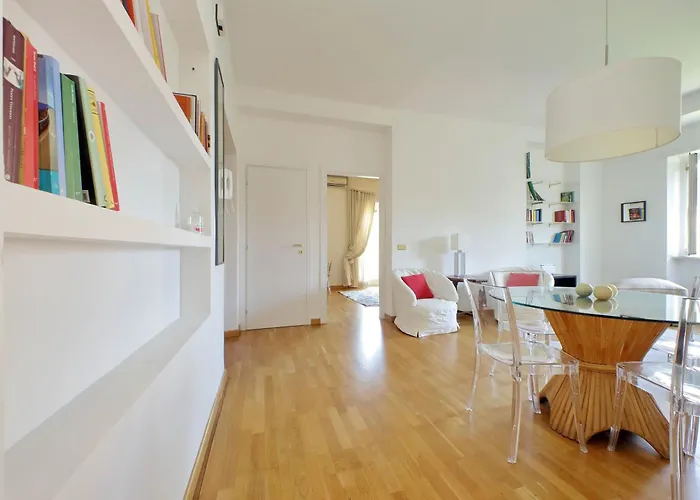 Ych-confortevole Vicino Ponte Milvio Roma